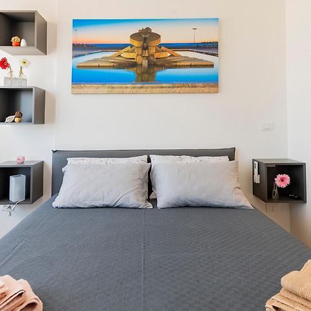 Piazza Salotto & Stazione Comfy Apartment Pescara Buitenkant foto