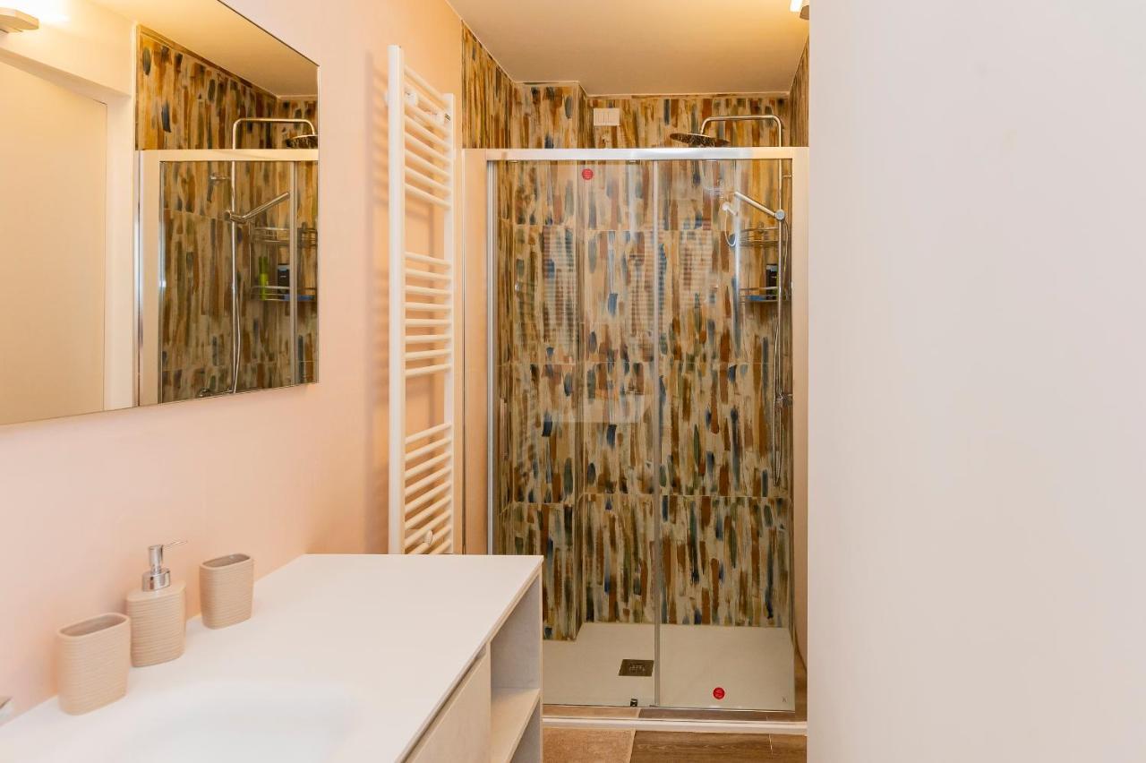 Piazza Salotto & Stazione Comfy Apartment Pescara Buitenkant foto
